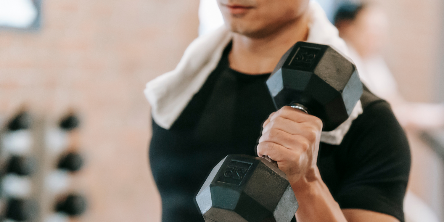 Das richtige Trainingsvolumen - wie viele Sätze für Muskelaufbau?